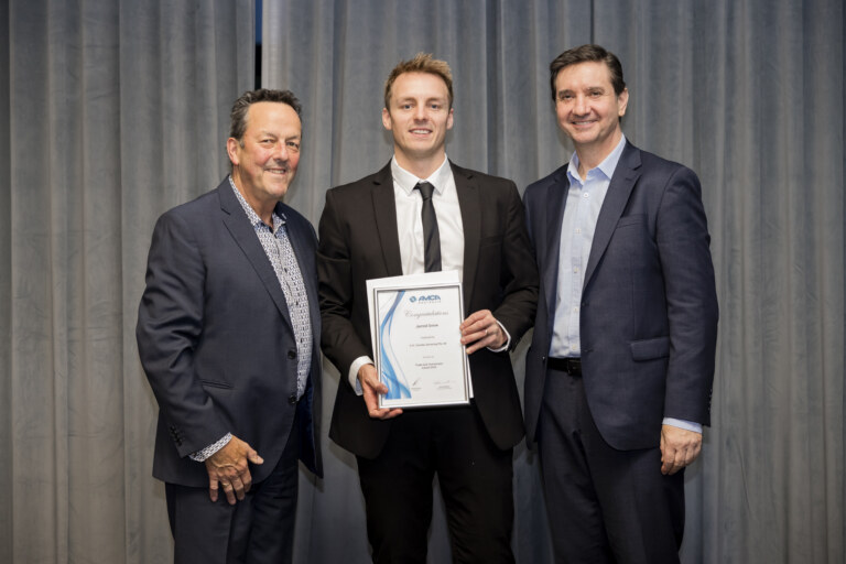 e. 54184124624_5b234c35cc_o