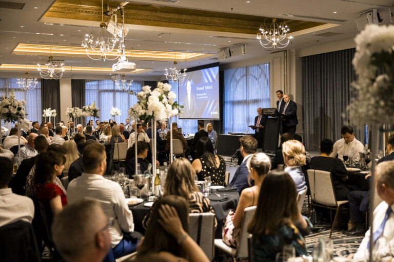 l. 54184125634_881b444bc3_o